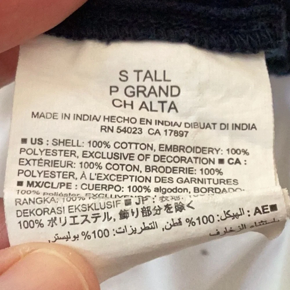 Old Navy Embroidered Peasant Blouse, size small tall - Picture 9 of 11